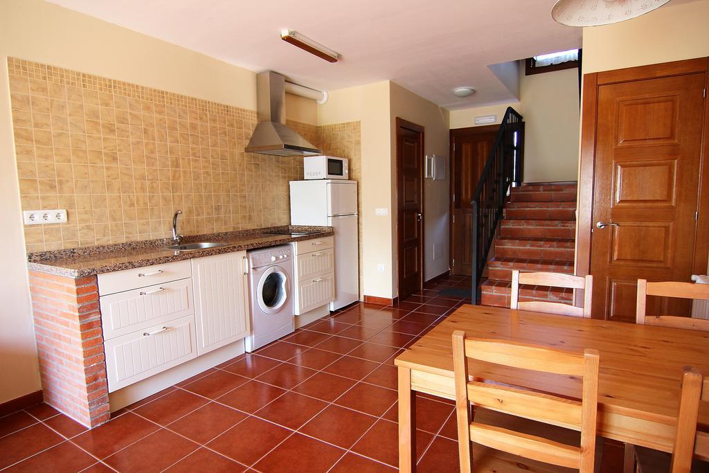 Apartamentos Rurales Senda Costera Hontoria الغرفة الصورة