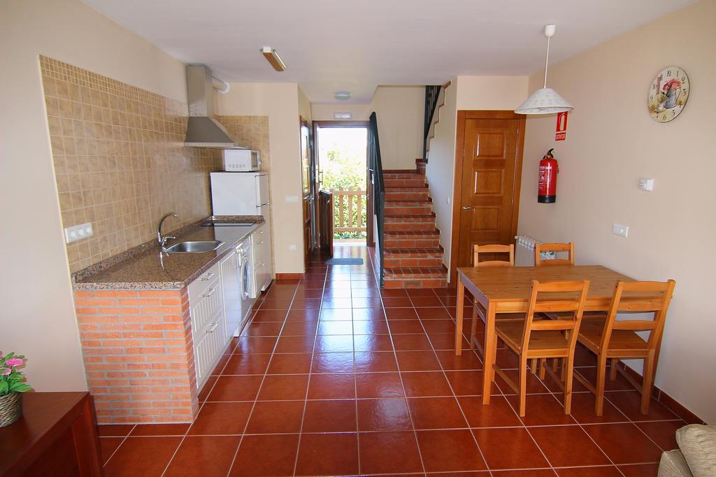 Apartamentos Rurales Senda Costera Hontoria الغرفة الصورة