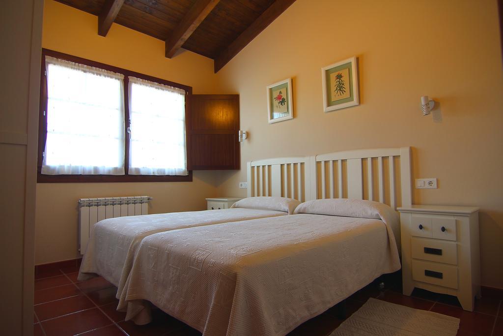 Apartamentos Rurales Senda Costera Hontoria الغرفة الصورة